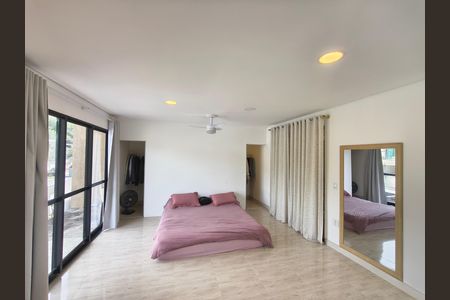 Casa de condomínio para alugar com 400m², 4 quartos e 2 vagas