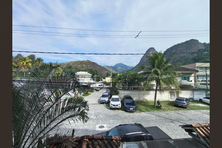 Casa de condomínio para alugar com 400m², 4 quartos e 2 vagas