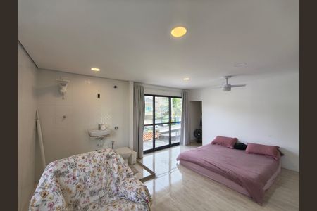 Casa de condomínio para alugar com 400m², 4 quartos e 2 vagas