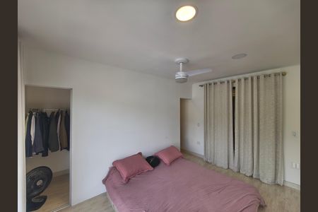 Casa de condomínio para alugar com 400m², 4 quartos e 2 vagas