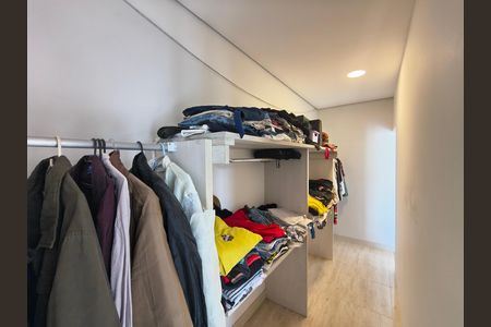 Casa de condomínio para alugar com 400m², 4 quartos e 2 vagas