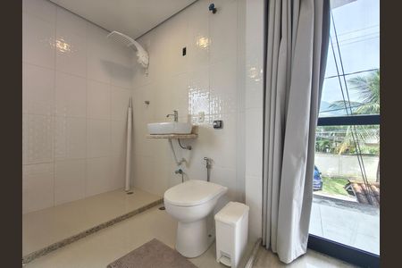 Casa de condomínio para alugar com 400m², 4 quartos e 2 vagas
