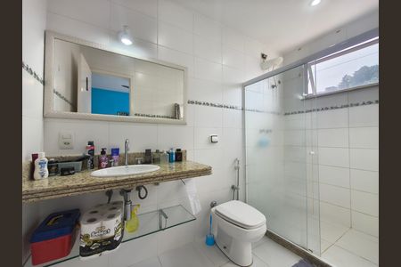 Casa de condomínio para alugar com 400m², 4 quartos e 2 vagas
