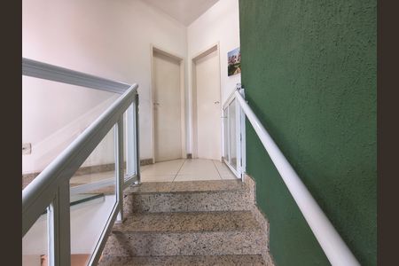 Casa de condomínio para alugar com 400m², 4 quartos e 2 vagas