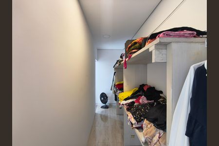 Casa de condomínio para alugar com 400m², 4 quartos e 2 vagas