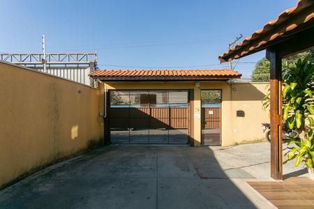 Casa de condomínio à venda com 59m², 2 quartos e 1 vaga Casa de condomínio à venda com 59m², 2 quartos e 1 vagaEntrada do Condomínio