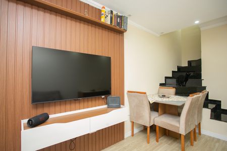 Casa de condomínio à venda com 59m², 2 quartos e 1 vaga Casa de condomínio à venda com 59m², 2 quartos e 1 vagaSala