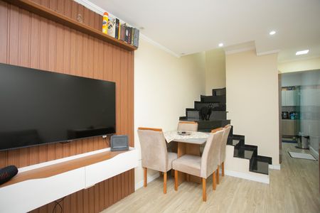 Casa de condomínio à venda com 59m², 2 quartos e 1 vaga Casa de condomínio à venda com 59m², 2 quartos e 1 vagaSala
