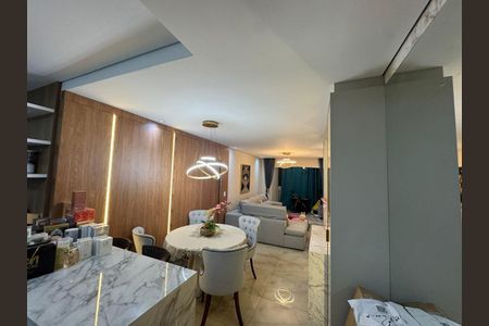 Apartamento para alugar com 100m², 2 quartos e 1 vagaSala