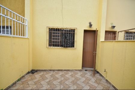 Quintal de casa à venda com 2 quartos, 92m² em Jardim Modelo, São Paulo