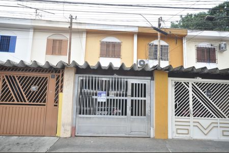Fachada de casa à venda com 2 quartos, 92m² em Jardim Modelo, São Paulo