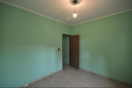 Casa à venda com 92m², 2 quartos e 1 vagaQuarto 2