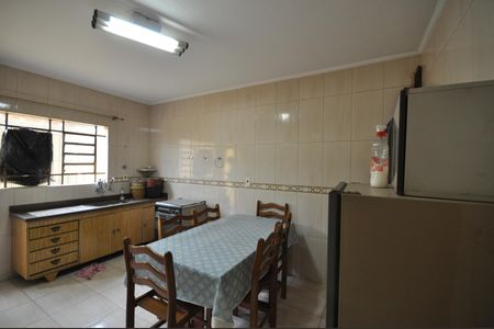 Casa à venda com 92m², 2 quartos e 1 vagaCozinha