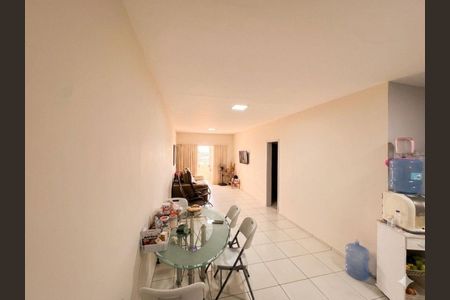 Sala de apartamento para alugar com 3 quartos, 100m² em Centro, Palhoça