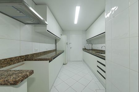 Apartamento para alugar com 96m², 2 quartos e 1 vaga Apartamento para alugar com 96m², 2 quartos e 1 vagaCozinha