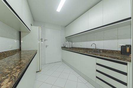 Apartamento para alugar com 96m², 2 quartos e 1 vaga Apartamento para alugar com 96m², 2 quartos e 1 vagaCozinha