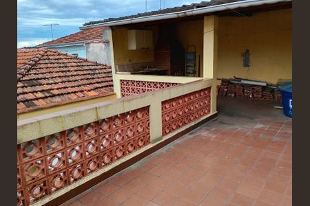 Casa à venda com 224m², 3 quartos e 2 vagas Casa à venda com 224m², 3 quartos e 2 vagasÁrea externa