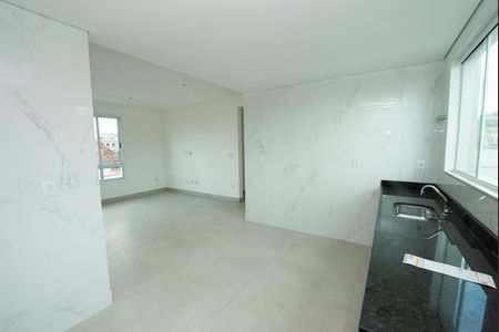 Apartamento para alugar com 78m², 3 quartos e 2 vagas Apartamento para alugar com 78m², 3 quartos e 2 vagasCozinha e Área de Serviço
