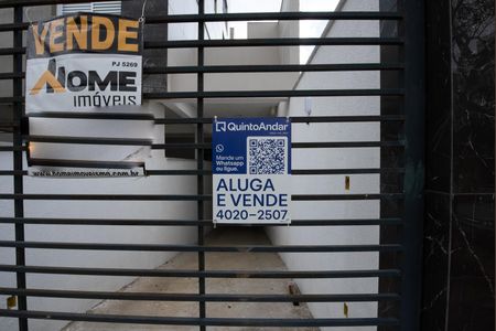 Apartamento para alugar com 78m², 3 quartos e 2 vagas Apartamento para alugar com 78m², 3 quartos e 2 vagasPlaca instalada com o codigo NRHU-22 no dia 13-06-2026