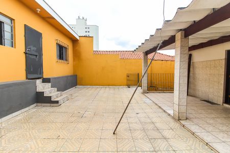Casa para alugar com 300m², 3 quartos e 4 vagas Casa para alugar com 300m², 3 quartos e 4 vagasQuintal