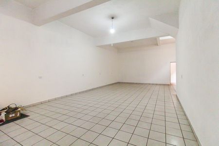 Casa para alugar com 300m², 3 quartos e 4 vagas Casa para alugar com 300m², 3 quartos e 4 vagasÁrea Comum