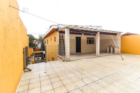 Casa para alugar com 300m², 3 quartos e 4 vagas Casa para alugar com 300m², 3 quartos e 4 vagasQuintal