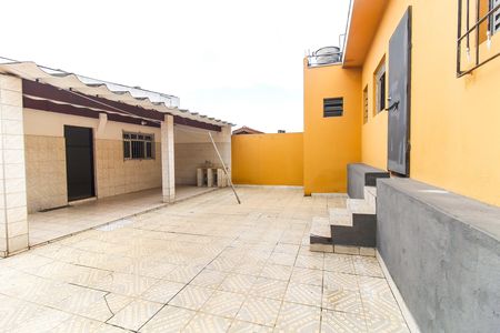 Casa para alugar com 300m², 3 quartos e 4 vagas Casa para alugar com 300m², 3 quartos e 4 vagasQuintal