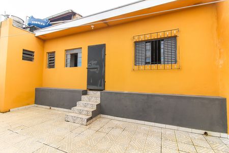 Casa para alugar com 300m², 3 quartos e 4 vagas Casa para alugar com 300m², 3 quartos e 4 vagasEdícula