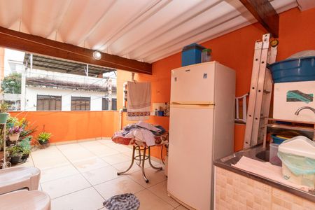 Casa à venda com 78m², 2 quartos e 1 vagaVaranda