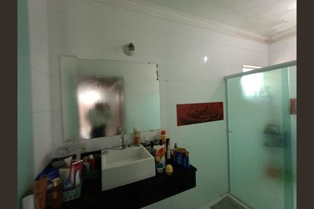 Casa para alugar com 300m², 3 quartos e 8 vagas Casa para alugar com 300m², 3 quartos e 8 vagasbanheiro suíte