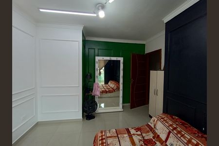 Quarto 1 de casa para alugar com 3 quartos, 300m² em Jardim Sao Roberto, São Paulo