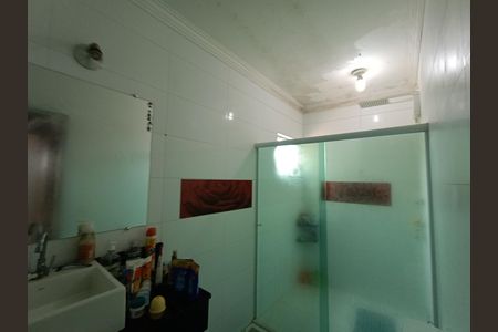 Casa para alugar com 300m², 3 quartos e 8 vagas Casa para alugar com 300m², 3 quartos e 8 vagasbanheiro suíte
