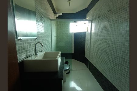 Casa para alugar com 300m², 3 quartos e 8 vagas Casa para alugar com 300m², 3 quartos e 8 vagasBanheiro 2