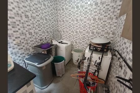 Casa para alugar com 300m², 3 quartos e 8 vagas Casa para alugar com 300m², 3 quartos e 8 vagasÁrea de Serviço
