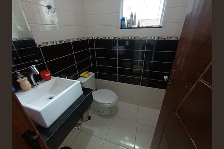 Lavabo de casa para alugar com 3 quartos, 300m² em Jardim Sao Roberto, São Paulo