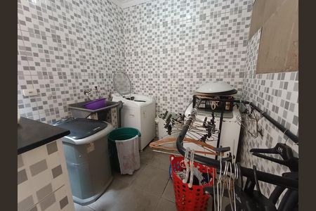 Casa para alugar com 300m², 3 quartos e 8 vagas Casa para alugar com 300m², 3 quartos e 8 vagasÁrea de Serviço