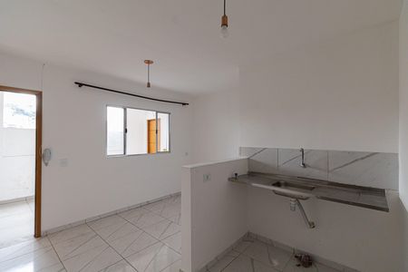 Casa para alugar com 50m², 1 quarto e sem vaga Casa para alugar com 50m², 1 quarto e sem vagaSala e Cozinha