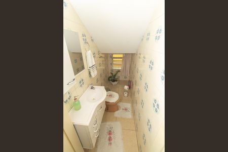 Casa à venda com 114m², 2 quartos e 2 vagasBanheiro 1