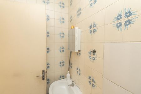 Casa à venda com 114m², 2 quartos e 2 vagasBanheiro 2