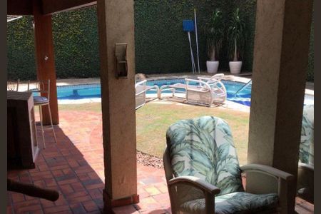 Casa à venda com 550m², 4 quartos e 3 vagas