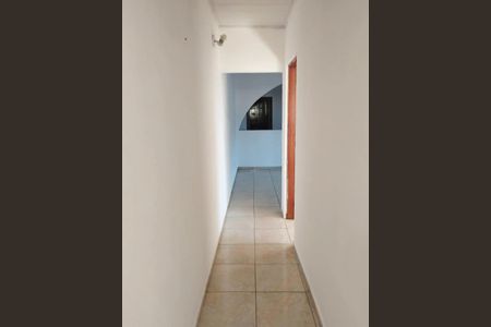 Casa para alugar com 90m², 2 quartos e sem vaga Casa para alugar com 90m², 2 quartos e sem vagaCorredor
