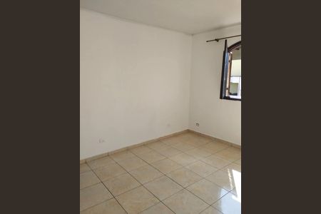 Casa para alugar com 90m², 2 quartos e sem vaga Casa para alugar com 90m², 2 quartos e sem vagaSala