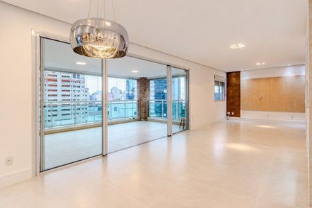 Apartamento à venda com 162m², 3 quartos e sem vaga