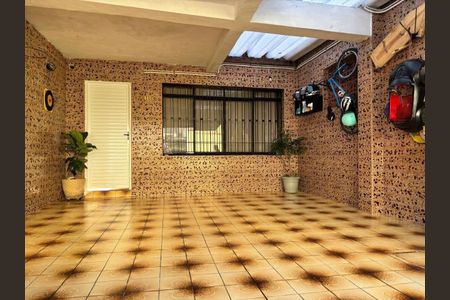 Casa à venda com 280m², 3 quartos e 2 vagas