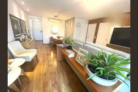 Apartamento à venda com 3 quartos, 80m² em Vila Bertioga, São Paulo