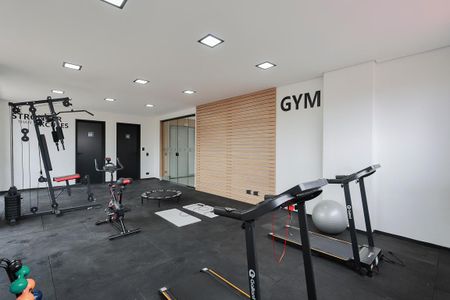 Studio para alugar com 39m², 1 quarto e 1 vaga Studio para alugar com 39m², 1 quarto e 1 vagaÁrea comum - Academia