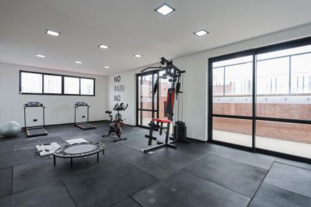 Studio para alugar com 39m², 1 quarto e 1 vaga Studio para alugar com 39m², 1 quarto e 1 vagaÁrea comum - Academia