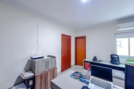 Casa à venda com 4 quartos, 213m² em Penha de França, São Paulo