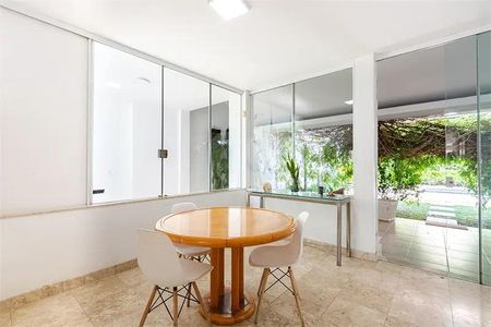 Casa à venda com 3 quartos, 362m² em Vila Ida, São Paulo