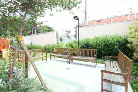 Apartamento à venda com 2 quartos, 42m² em Parque Industrial Tomas Edson, São Paulo